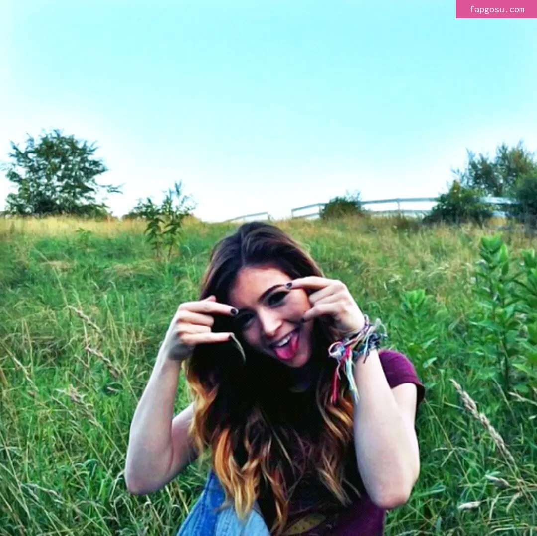 Chrissy Costanza