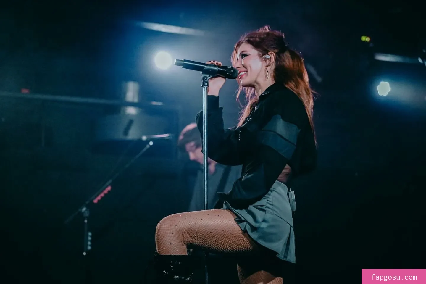 Chrissy Costanza