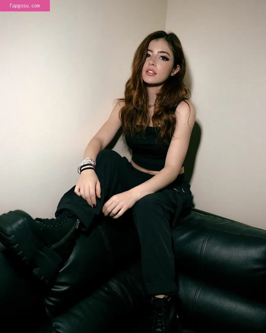 Chrissy Costanza