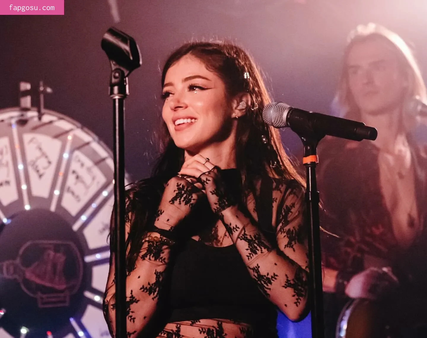 Chrissy Costanza