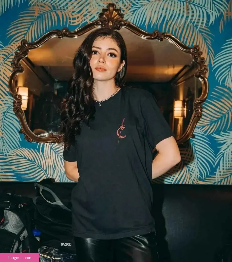 Chrissy Costanza