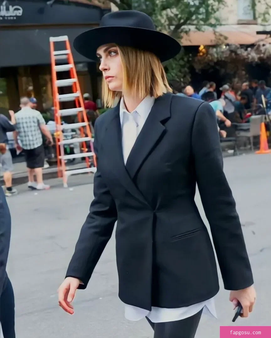 Cara Delevingne