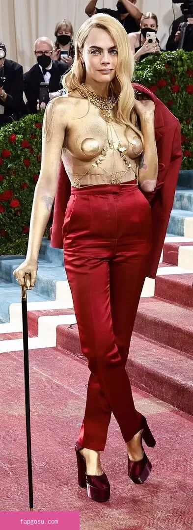 Cara Delevingne