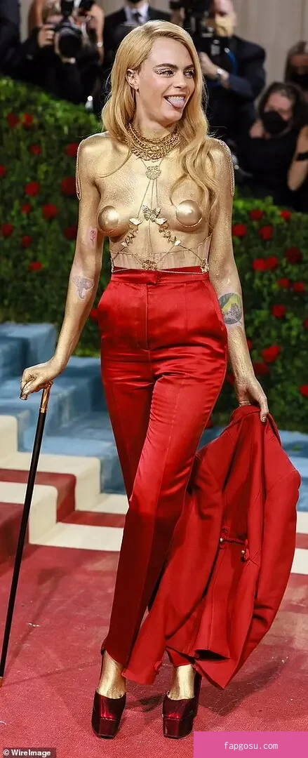 Cara Delevingne