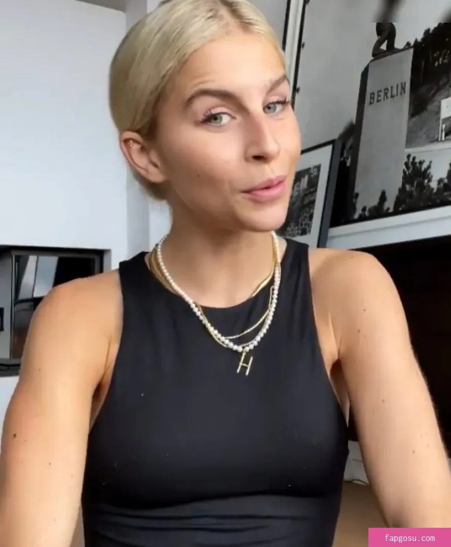 Caro Daur