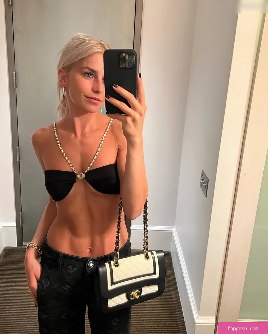 Caro Daur