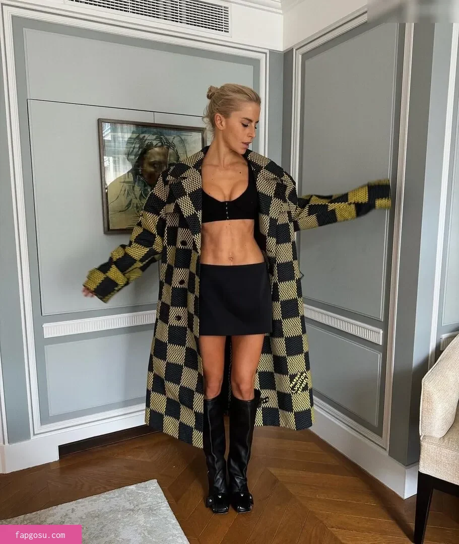 Caro Daur