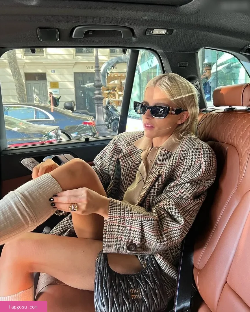 Caro Daur