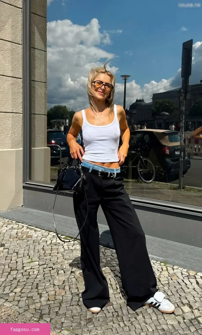 Caro Daur
