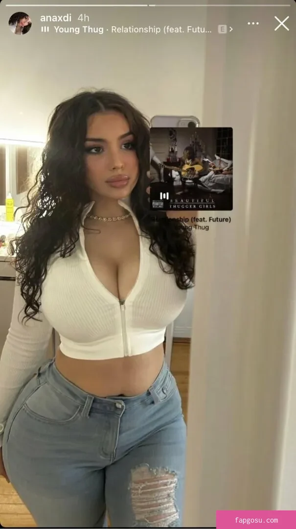Curvy Goddesses