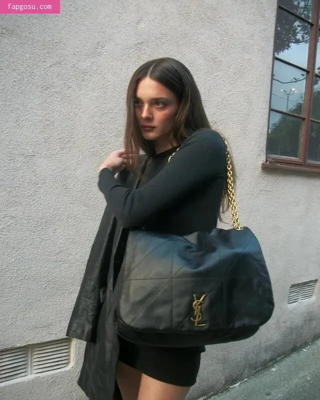 Charlotte Lawrence