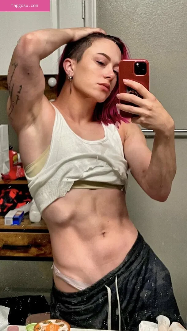 Claire Max