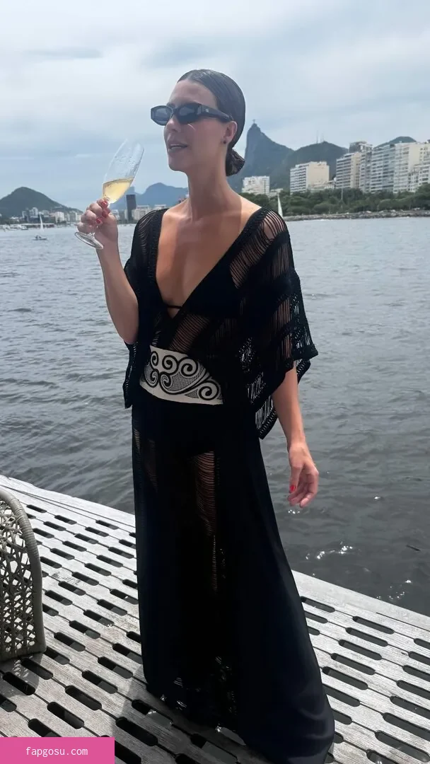 Camila Rodrigues