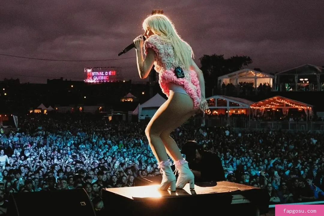 Carly Rae Jepsen