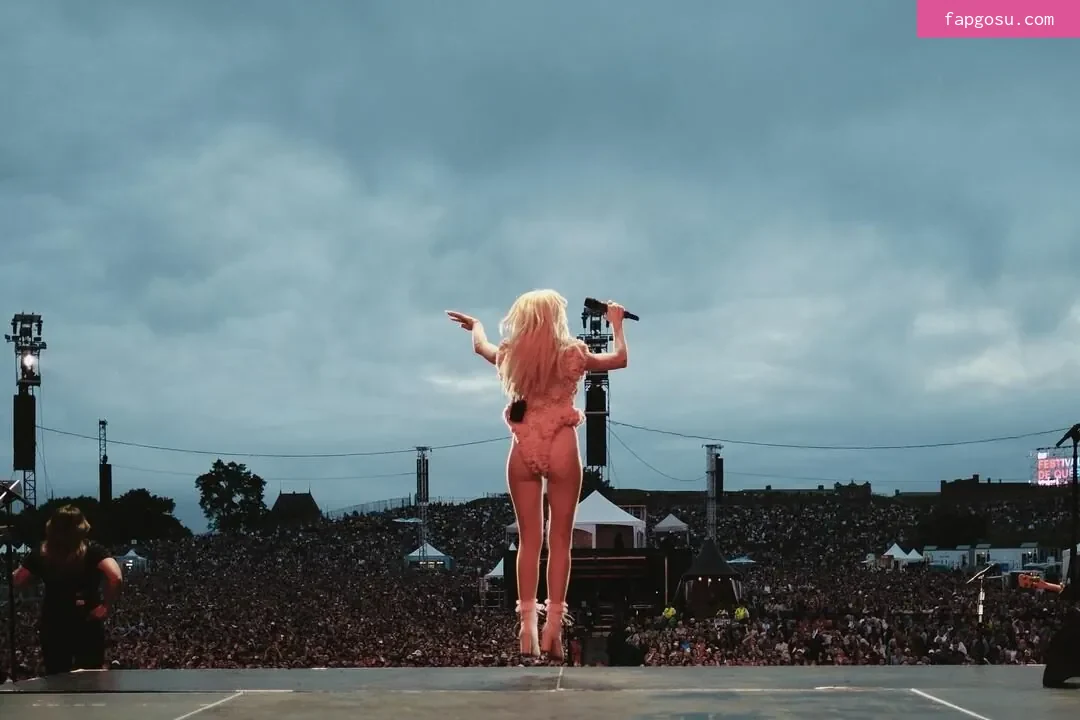 Carly Rae Jepsen