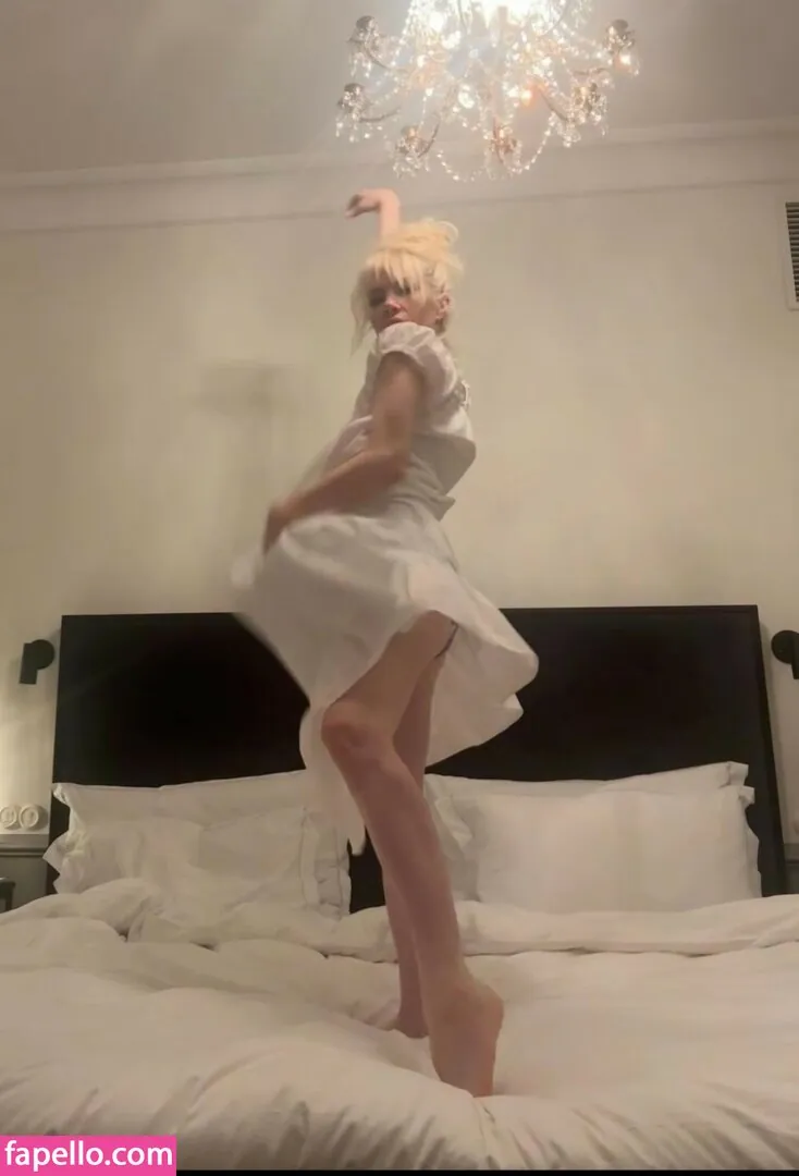 Carly Rae Jepsen