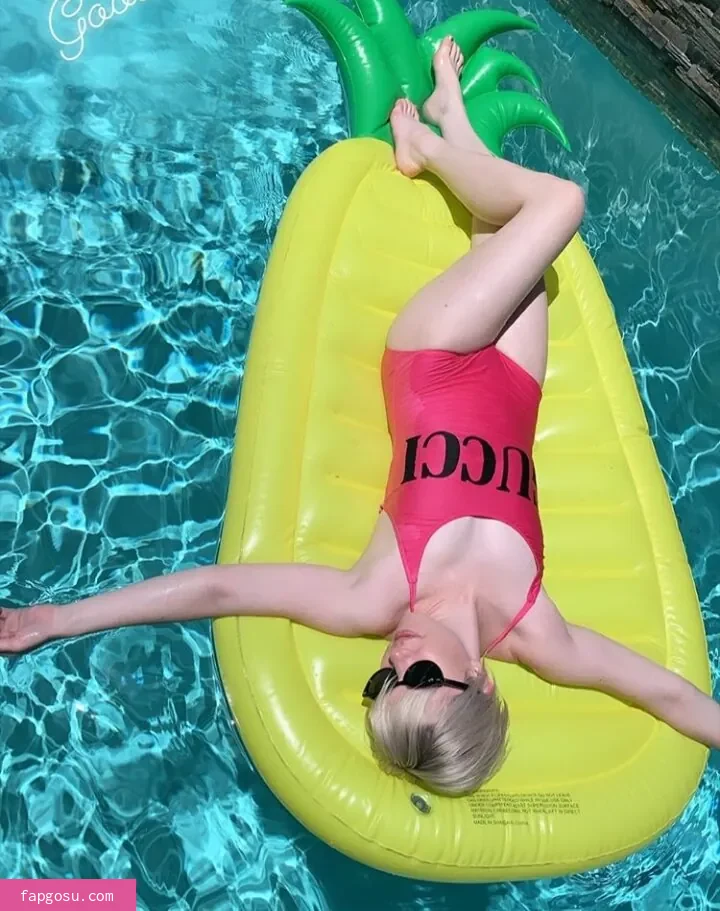 Carly Rae Jepsen