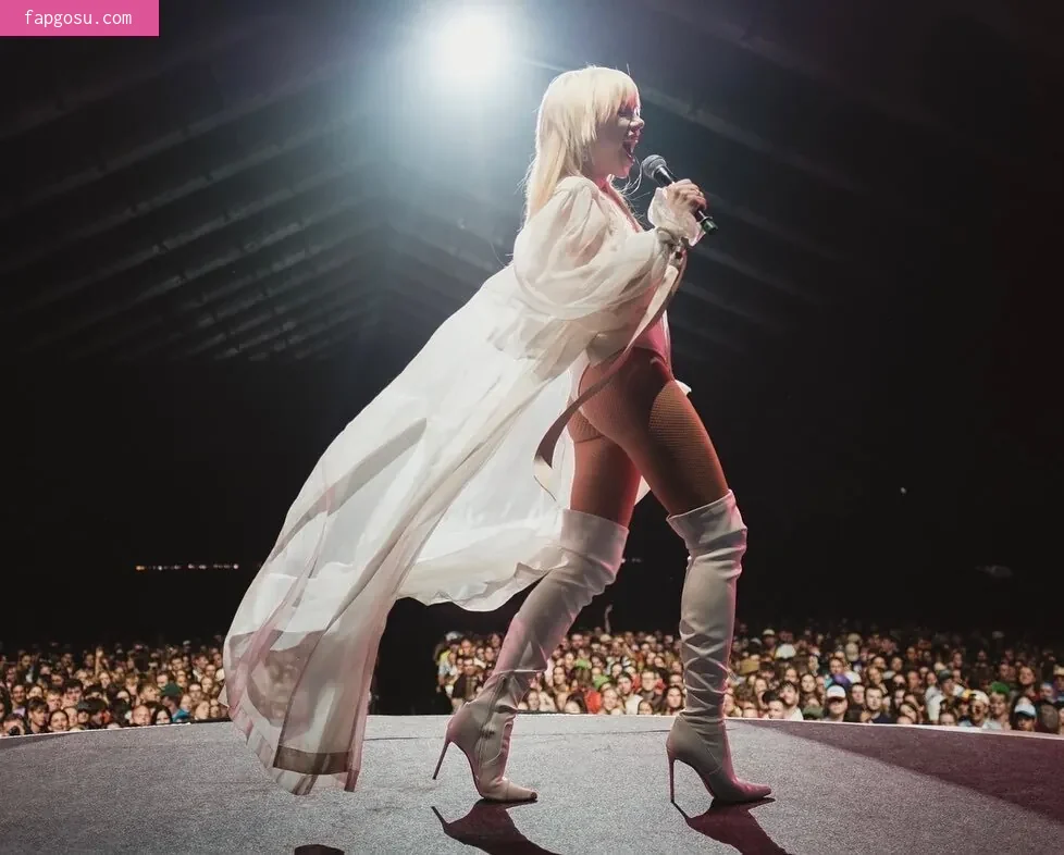 Carly Rae Jepsen