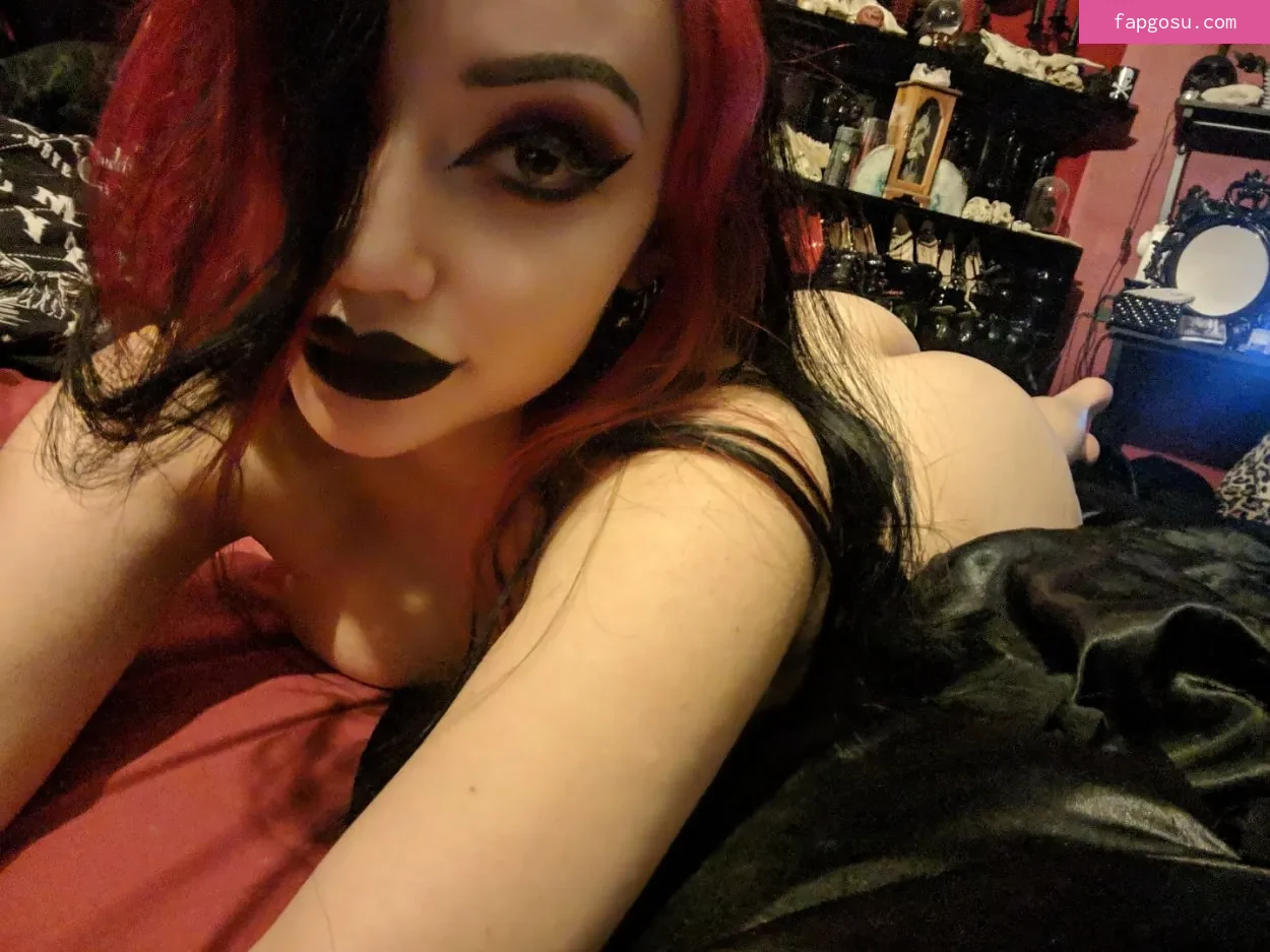 Dani Divine
