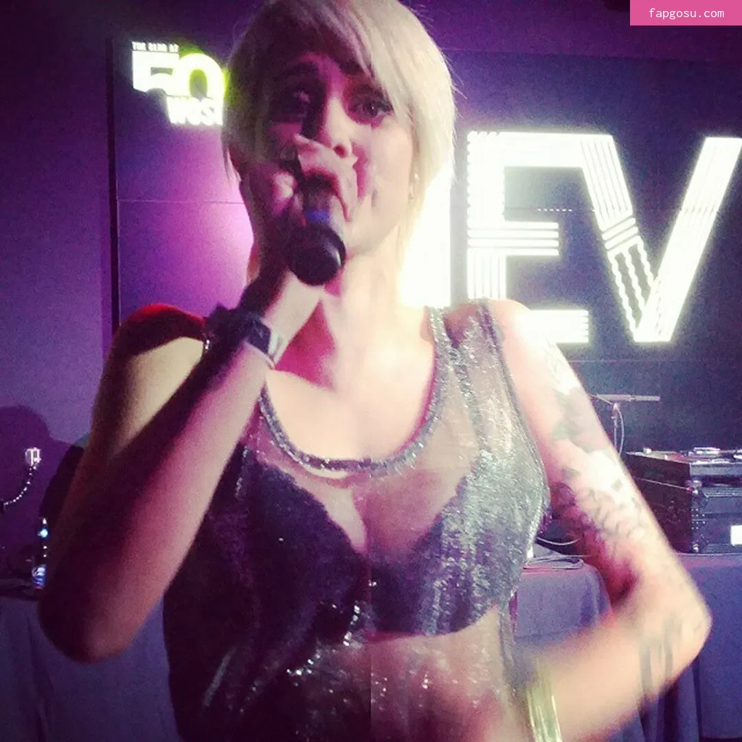 Dev (Devin Tailes)