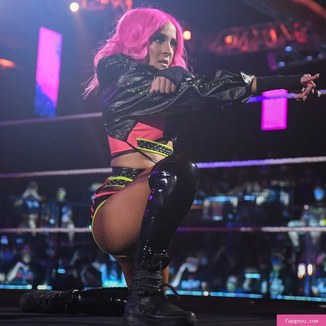 Dakota Kai