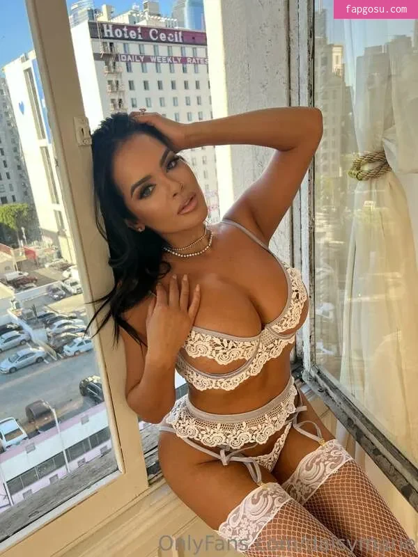 Daisy Marie