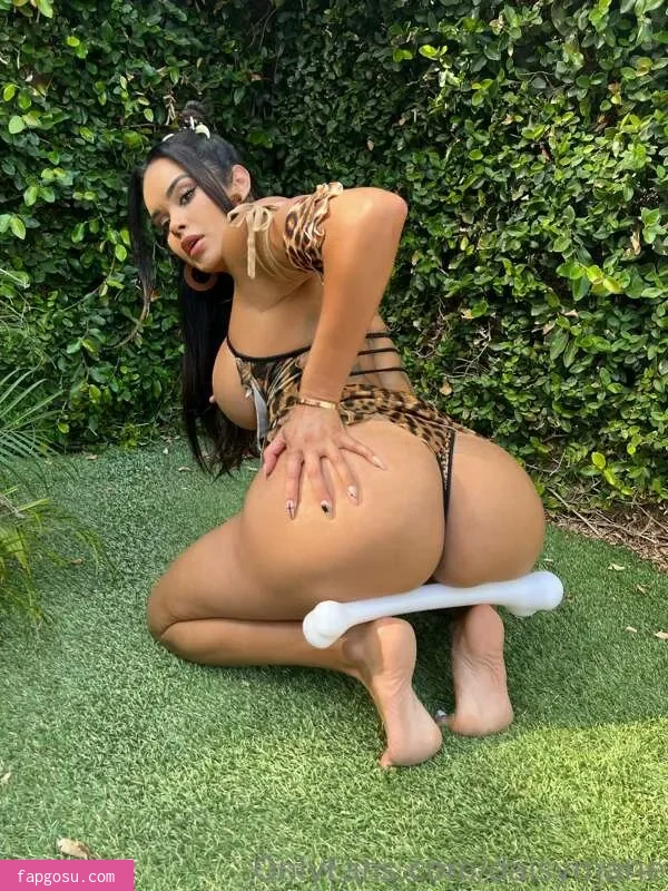 Daisy Marie