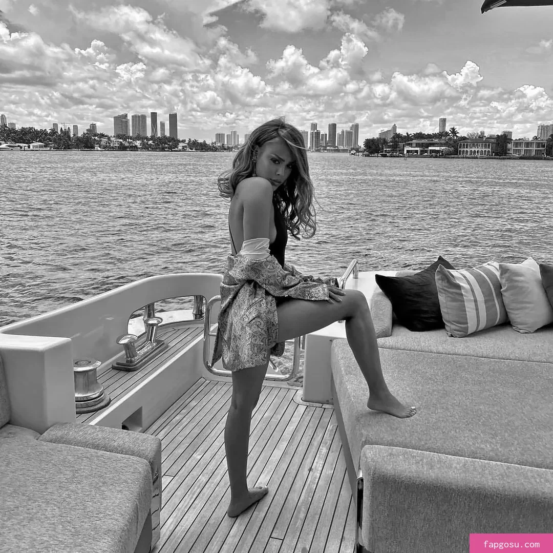 Danna Paola