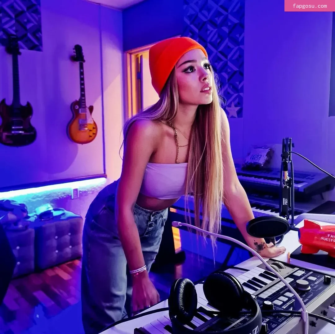 Danna Paola