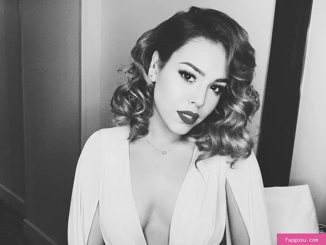 Danna Paola