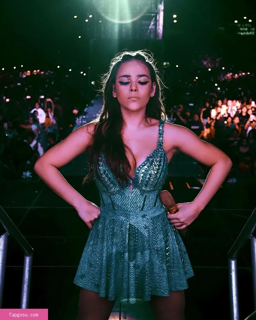 Danna Paola