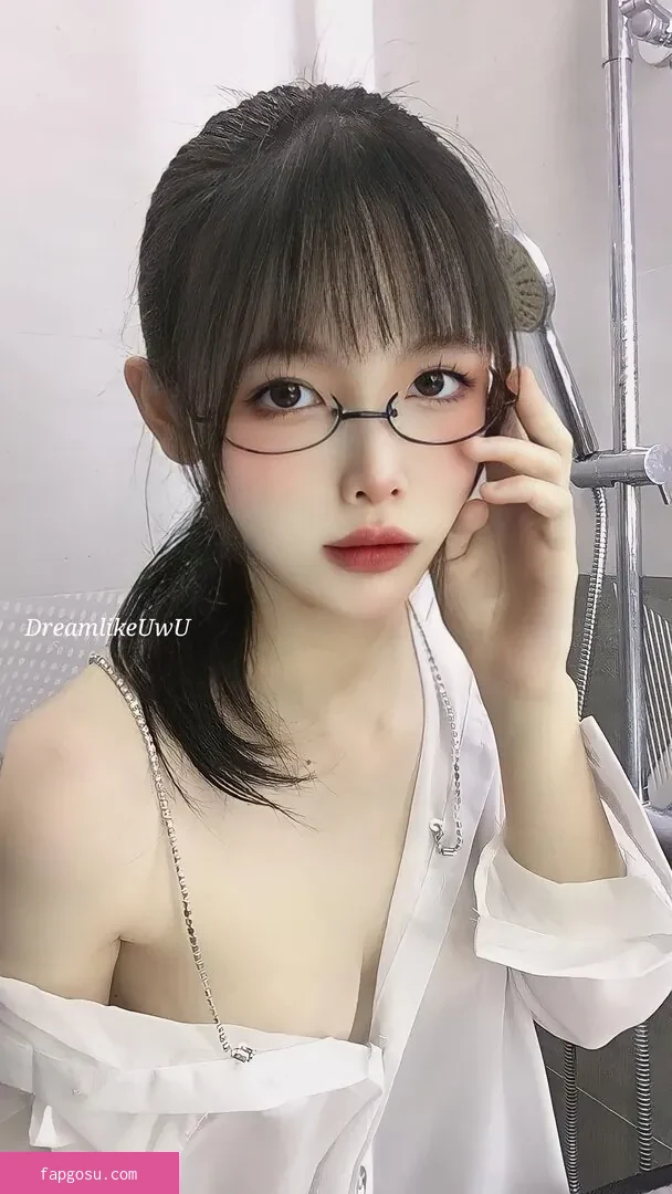 DreamlikeUwU