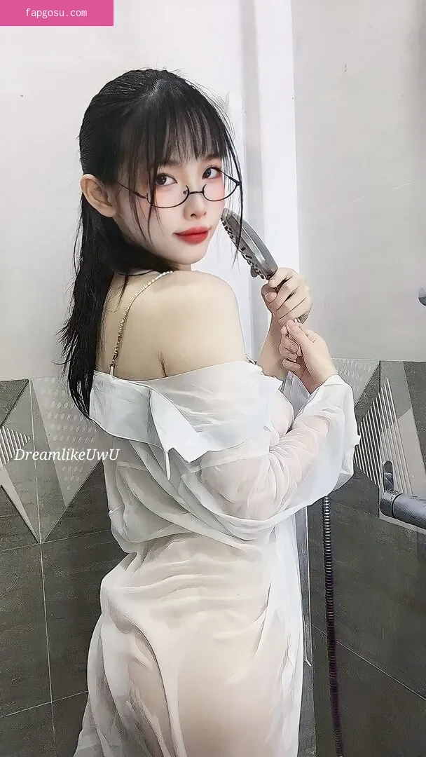 DreamlikeUwU