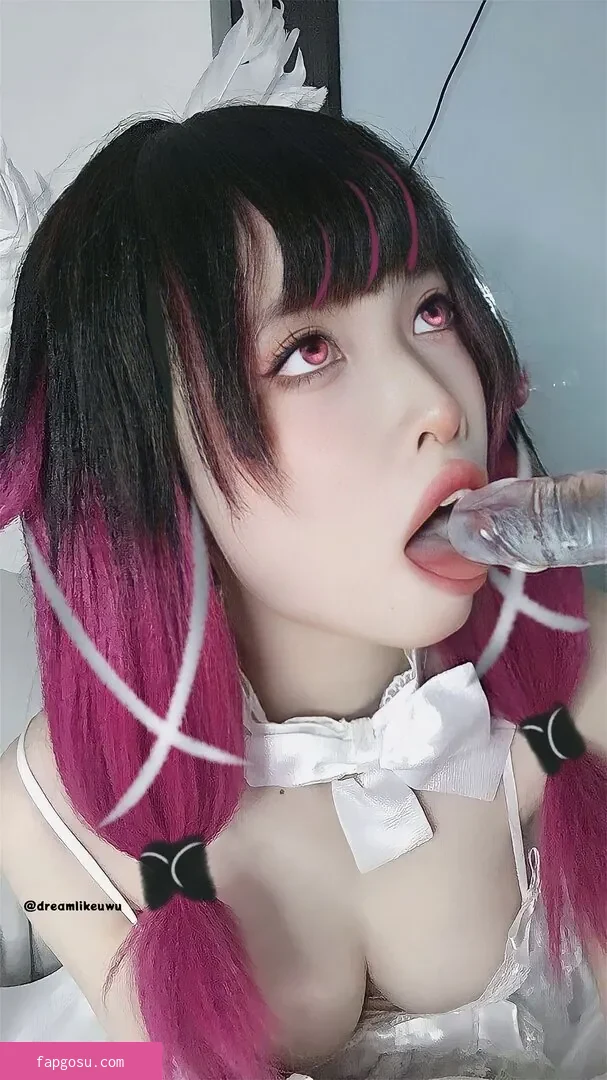 DreamlikeUwU