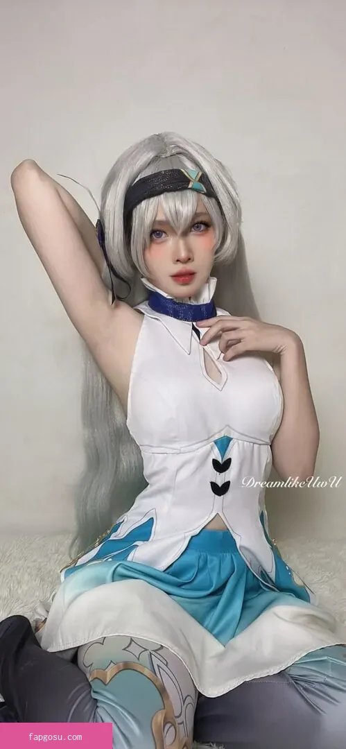 DreamlikeUwU