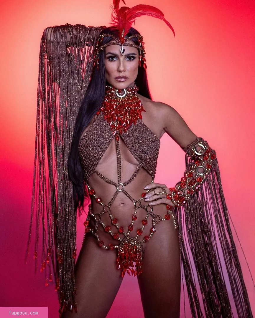 Deborah Secco
