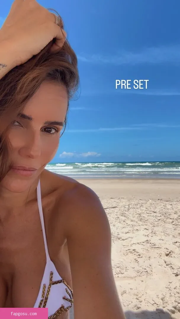 Deborah Secco