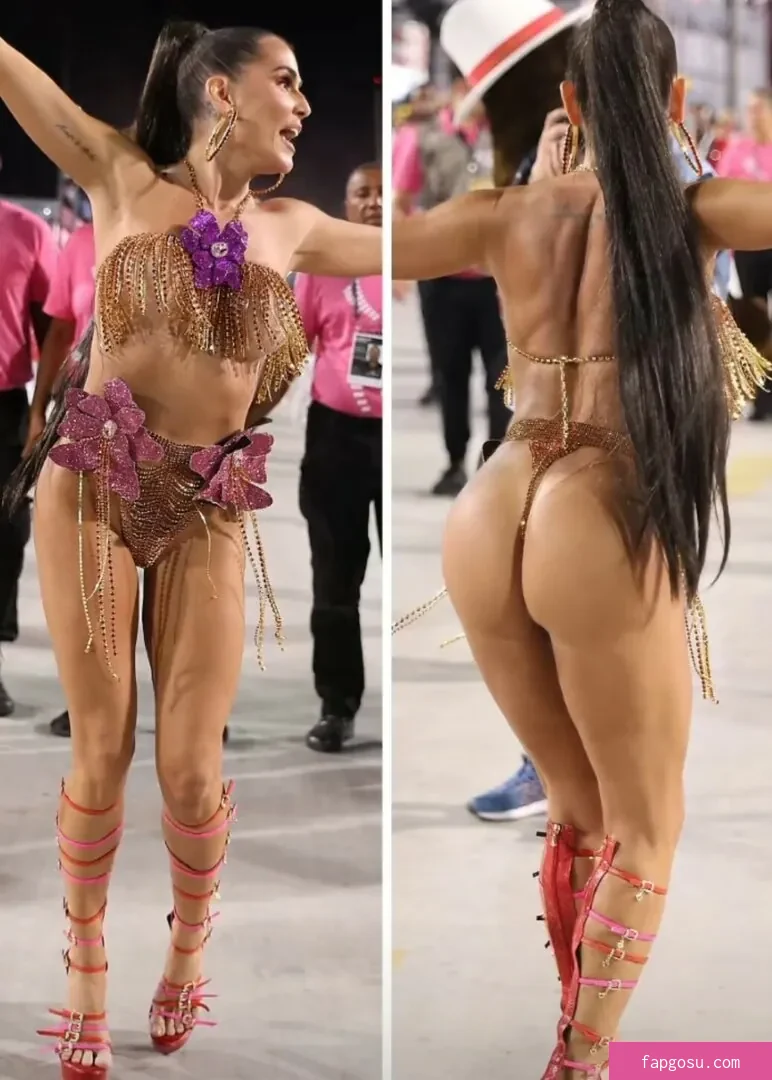 Deborah Secco