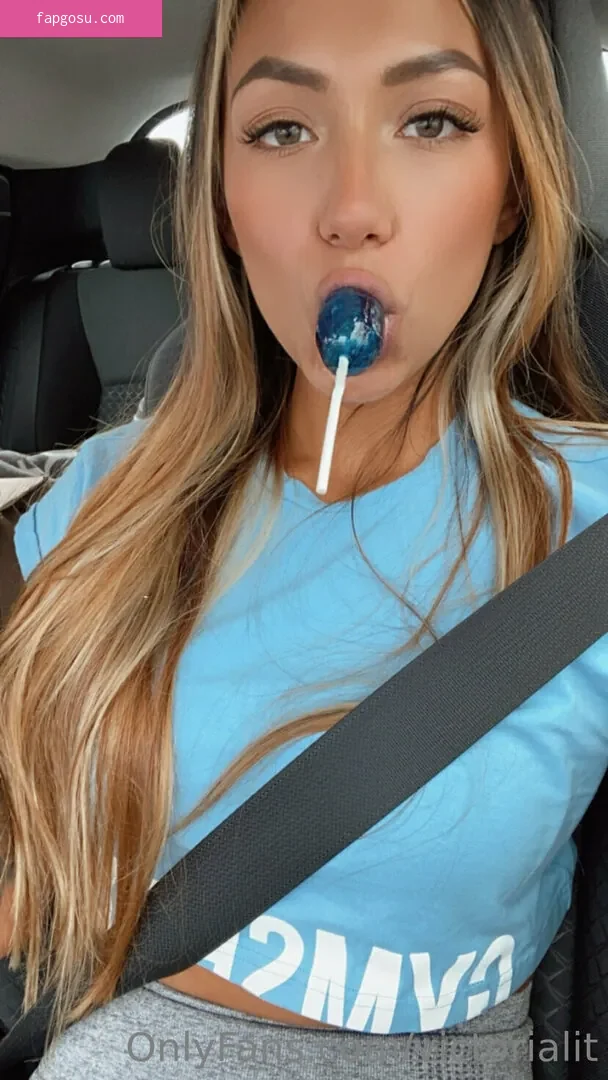 exoticcalihotwife
