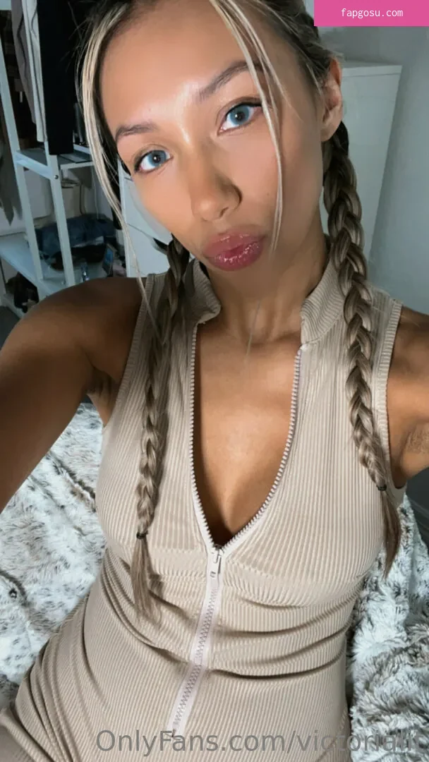 exoticcalihotwife