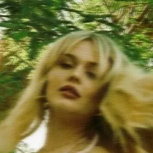 Emily Alyn Lind