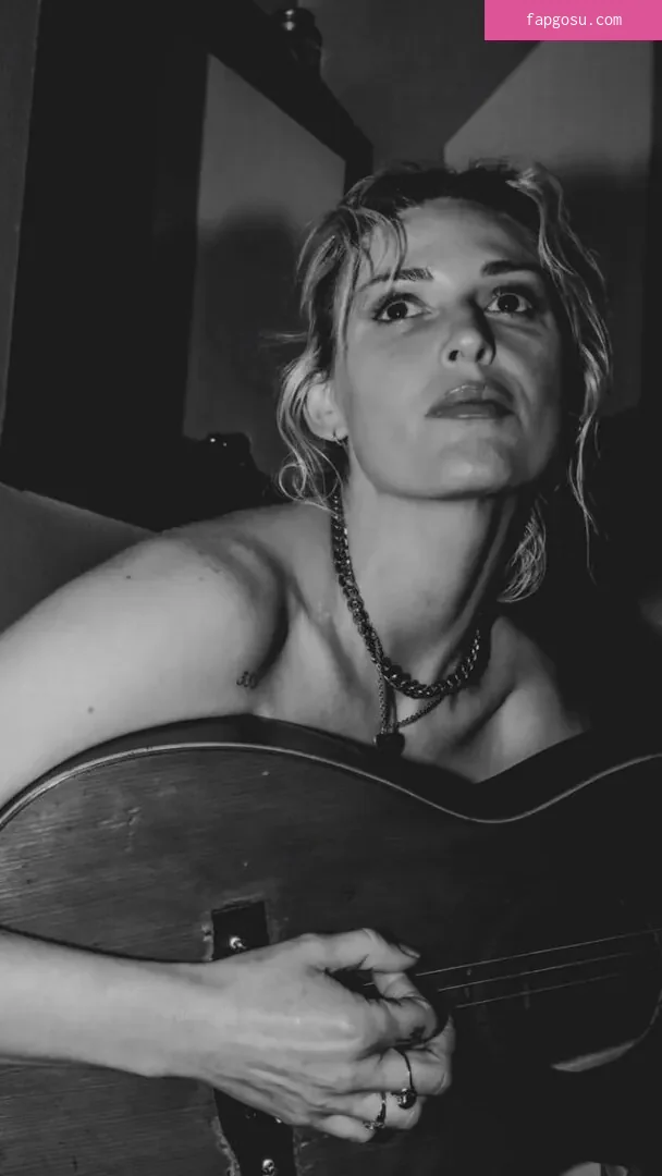 Emily Armstrong