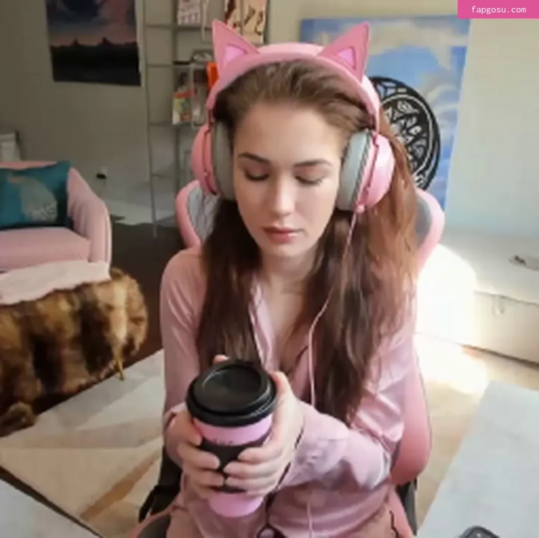Evelyn Claire