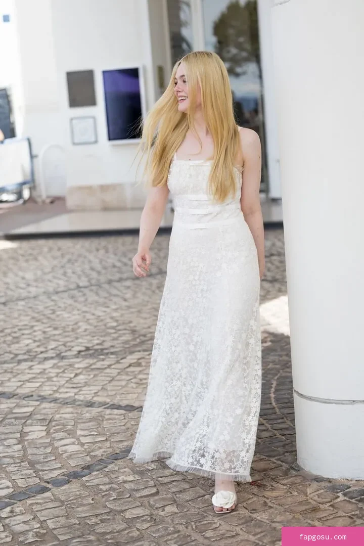 Elle Fanning