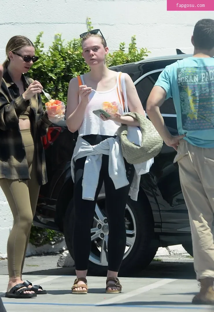 Elle Fanning