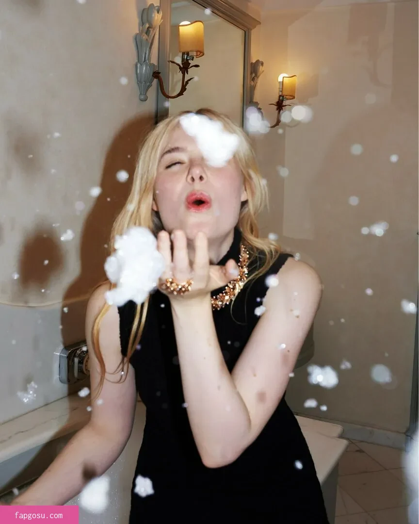 Elle Fanning