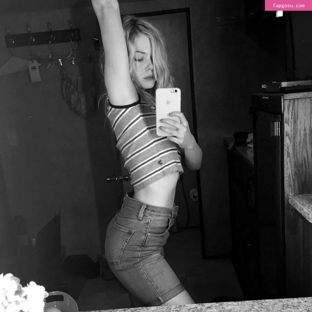 Elle Fanning