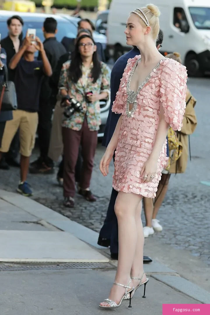 Elle Fanning