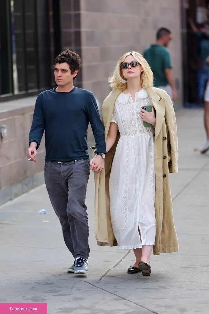 Elle Fanning