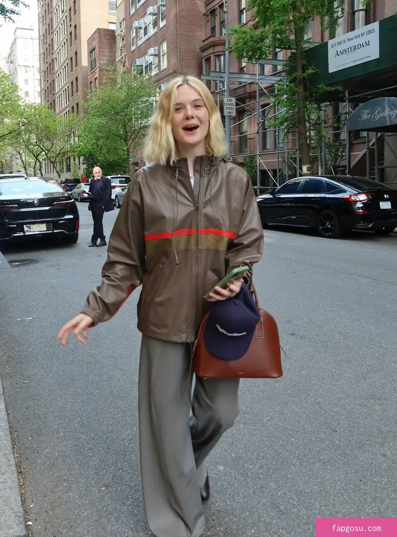 Elle Fanning